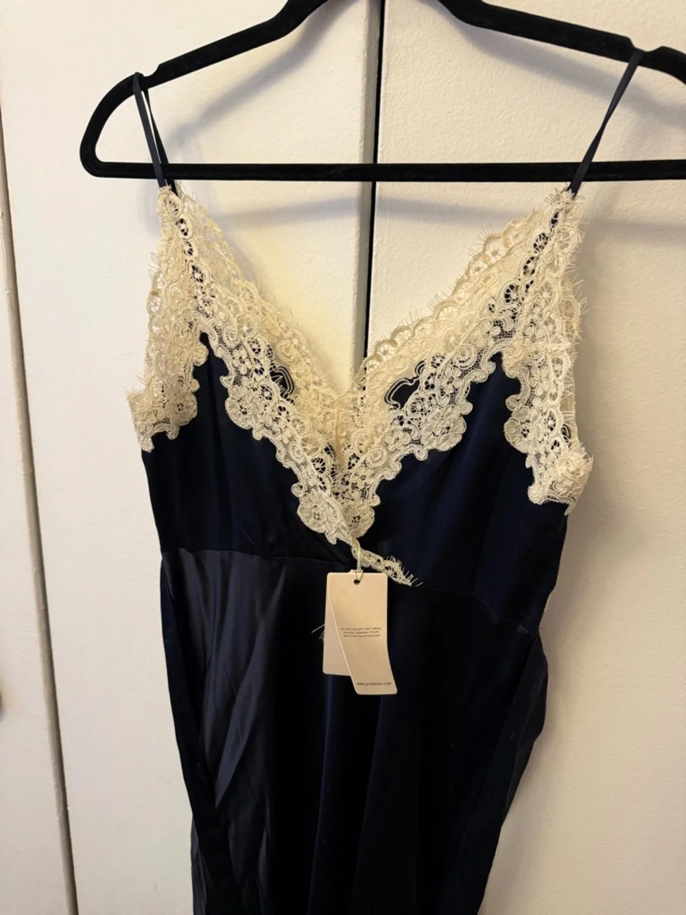 NWT Doen Obelia Dress in Navy - Picture 9 of 10